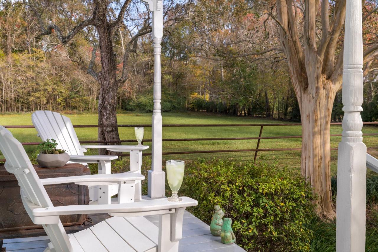 Maison D'Memoire Bed&Breakfast Cottages Rayne Exterior foto