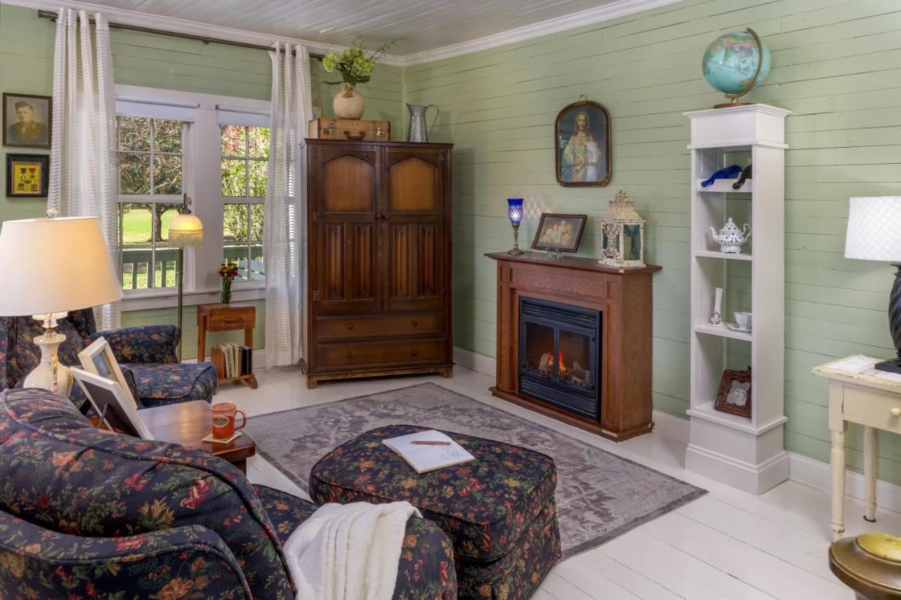 Maison D'Memoire Bed&Breakfast Cottages Rayne Exterior foto